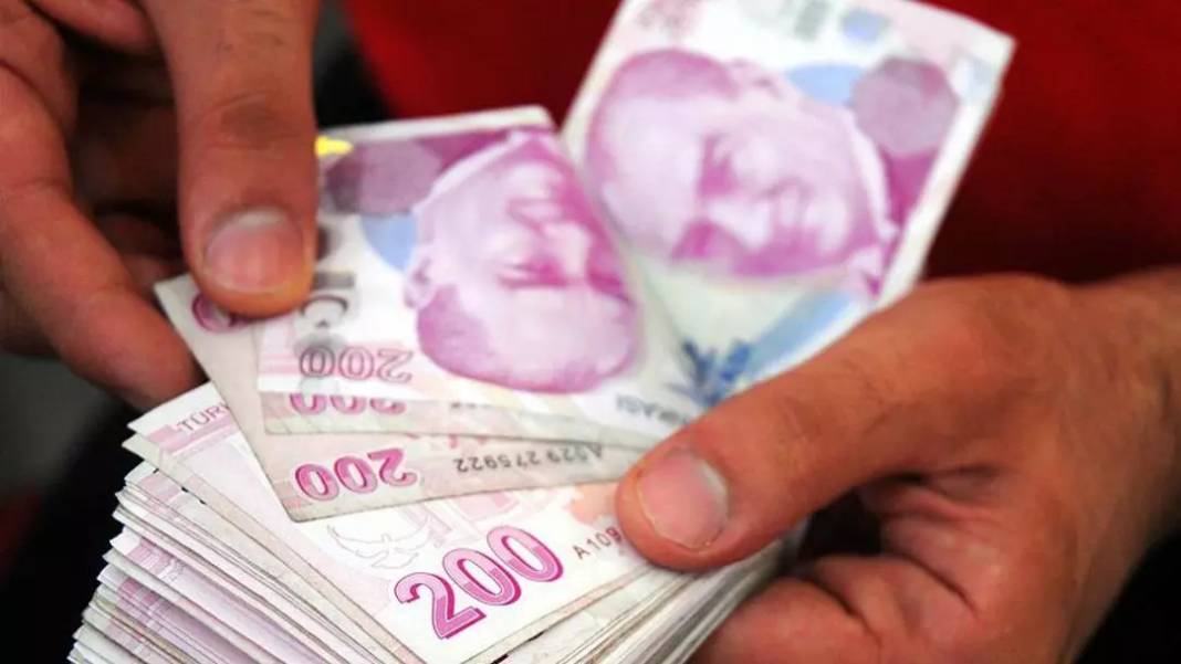 Kalem kalem hesaplamalar yapıldı! 1999 öncesi, 2000,ve  2000 sonrasının alacağı maaş tablosu ortaya çıktı! 3